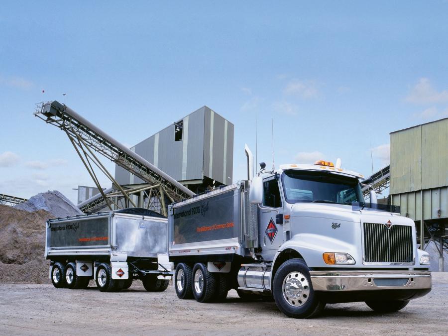  International 9200i 2004 года  (фото 6 из 7)